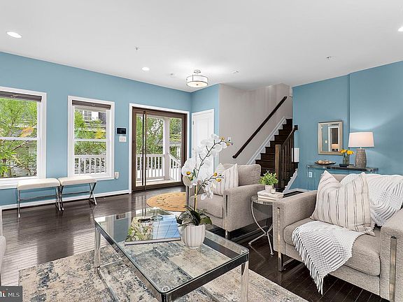 4th image of 1203 Shore Dr