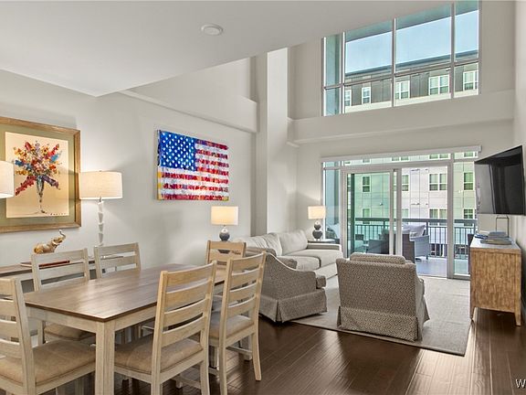 5th image of 1150 8th St #306