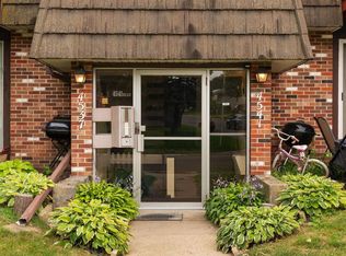 4541 Crescent Rd APT J, Fitchburg, WI 53711