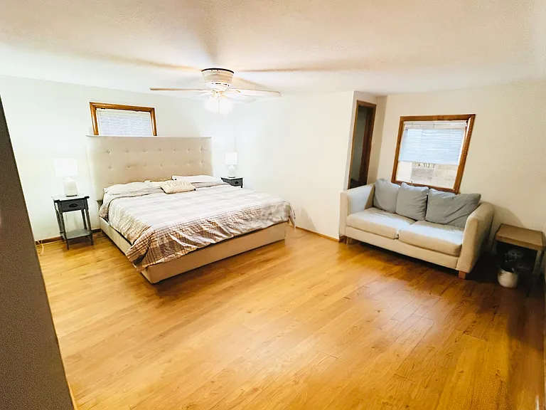 Meadow Ln — Photo 18