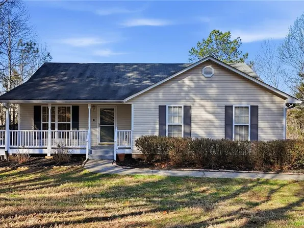 1139 Davis Rd W, Fairmount, GA 30139