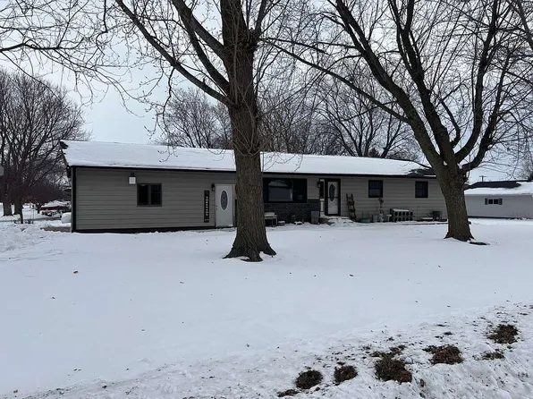 801 1st St, Livermore, IA 50558