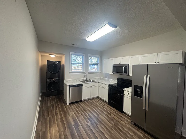 3715 Pulaski Pike NW — Photo 3
