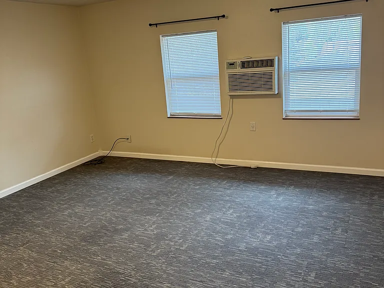 2900 Concord St #205 — Photo 6
