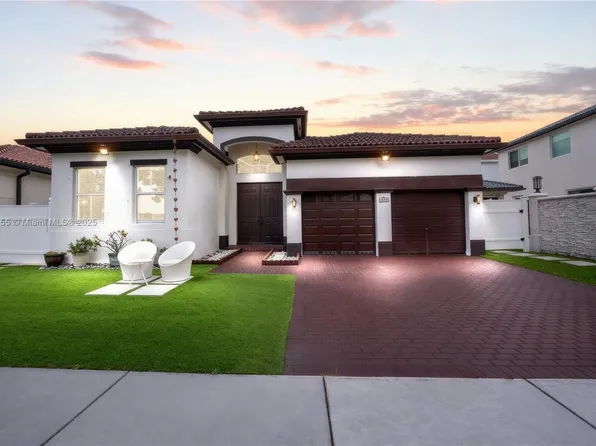 18000 NW 90th Pl, Hialeah, FL 33018