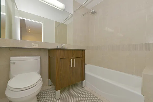 Rented by Hakimian Management | media 42