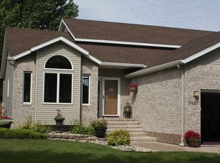 3421 River Dr S, Fargo, ND 58104