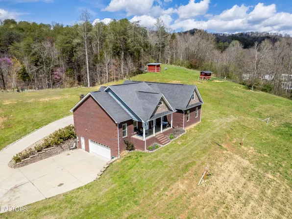 218 Coffey Ln, Rutledge, TN 37861