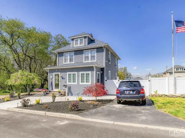 17 Kearney Ave, South Amboy, NJ 08879