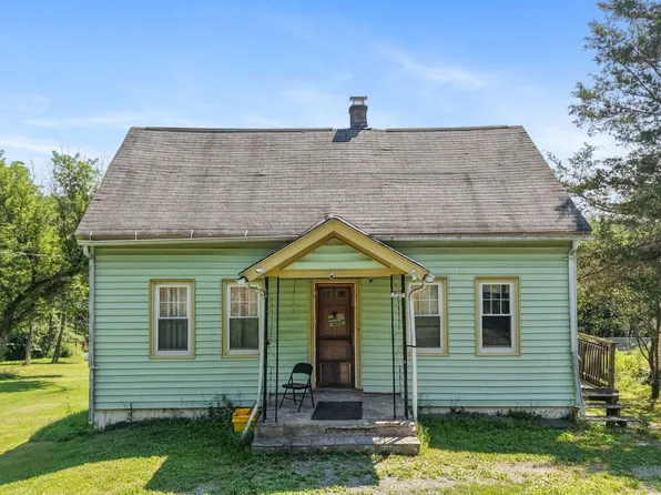 720 Oakdale Rd, Johnson City, NY 13790