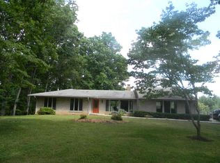 615 Buff Creek Dr, Hardy, VA 24101