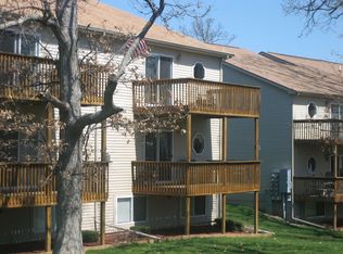4977 Oakhill Dr #1, Waterford, MI 48329