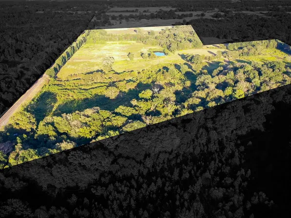 806 Lance Rd, Quitman, TX 75783