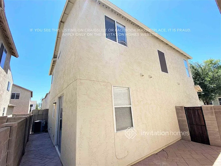 6626 W Polk St — Photo 14