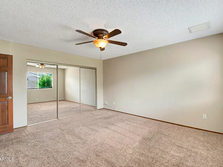 229 E Anderson Ave — Photo 20