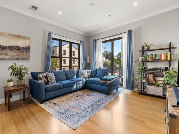 88 B St Unit 101, South Boston, MA 02127