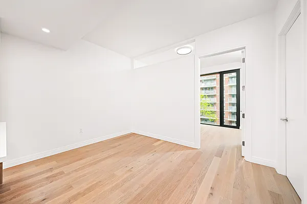 Rented by Nooklyn NYC LLC | media 60