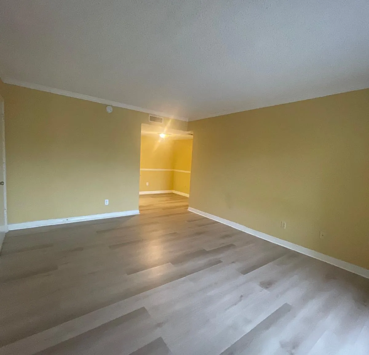 1 bed, 650 sqft, $1,275 — Photo 2