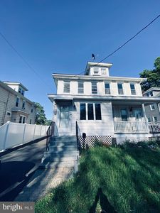 976 Klockner Ave, Trenton, NJ, 08619