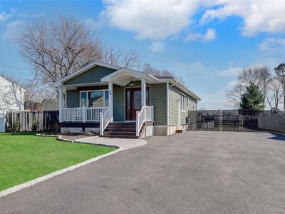 36 Studley Street, Brentwood, NY, 11717