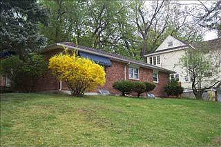 1st image of 138 Woodlawn Ave