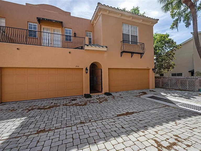2920-2 Hansen Manor Ln — Photo 49