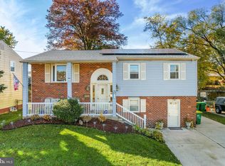 17 Chiming Rd, New Castle, DE 19720