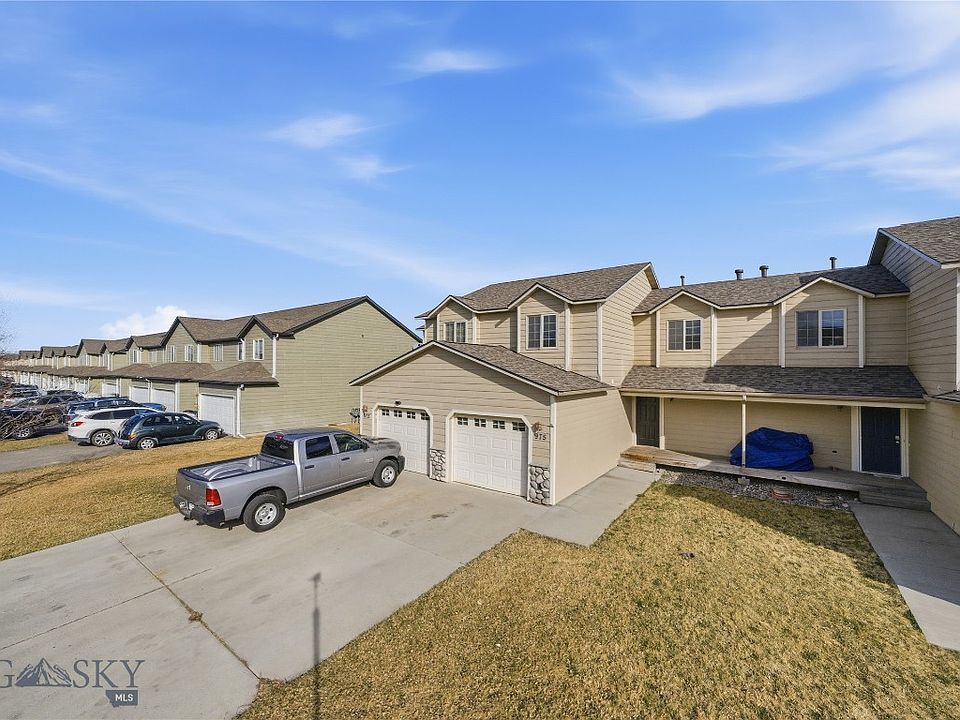 1st image of 975 N River Rock Dr