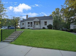 W164N8577 Hiawatha Ave, Menomonee Falls, WI 53051