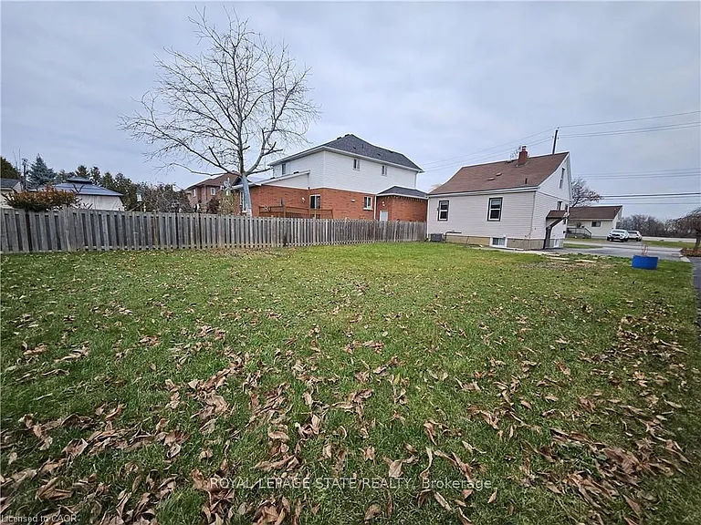 1356 Upper Wellington St — Photo 5