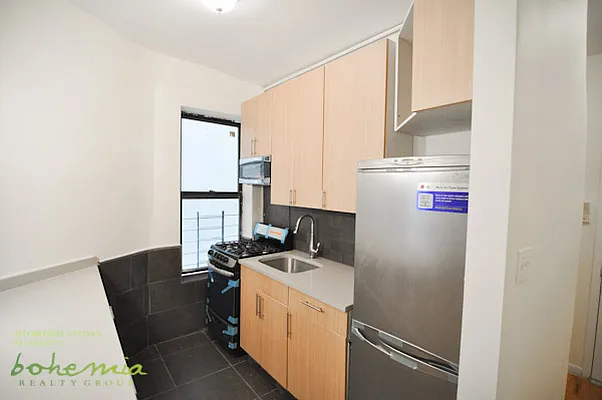 Rented by Bohemia Realty Group | media 40