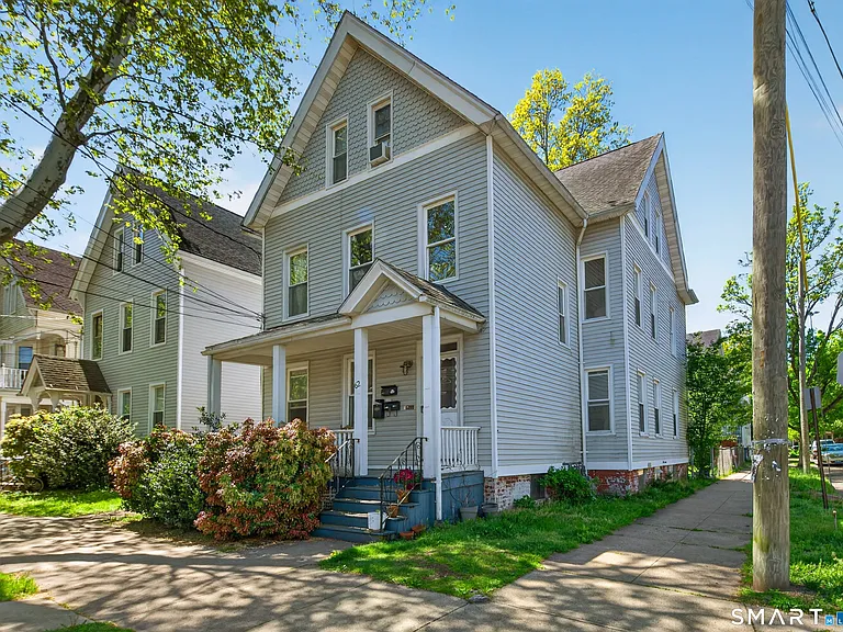 62 Lawrence St #3 — Photo 1