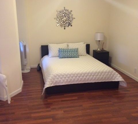 3rd image of 10460 Queens Blvd #20S