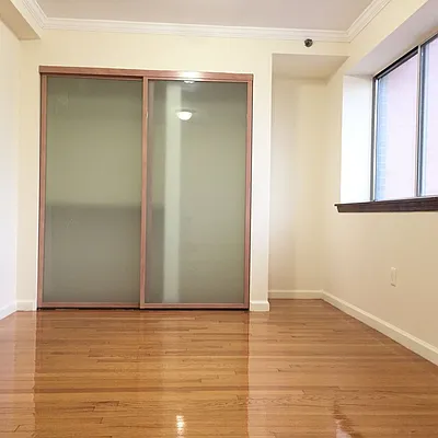 Rented by Area New York | media 10