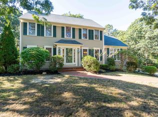 32 W Meeting House Rd, East Sandwich, MA 02537