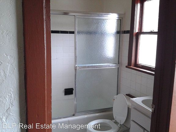 2nd image of 222 N Oleander Ave APT 5