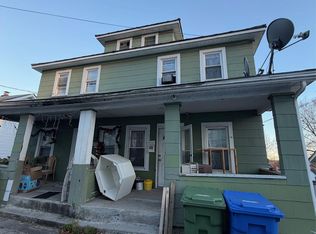 48 Beacon St, Middletown, NY 10940