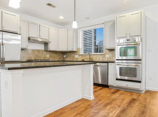 10231 Fountain Cir, Manassas, VA 20110