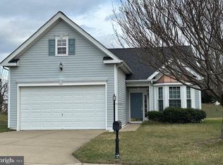 17442 Four Seasons Dr, Dumfries, VA 22025