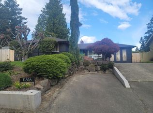 11816 19th Ave SW, Seattle, WA 98146