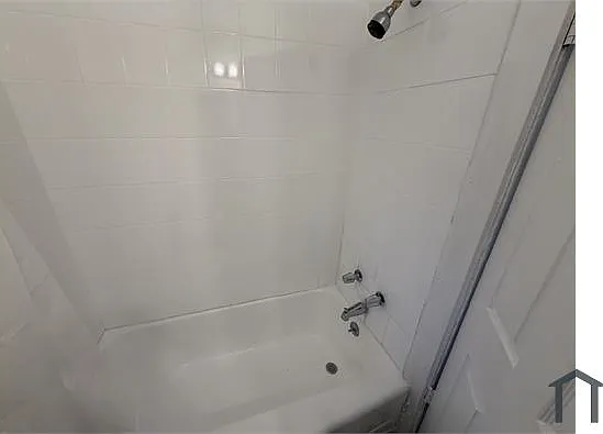 7957 S Ellis Ave — Photo 7