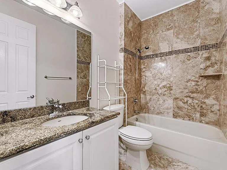 6884 Julia Gardens Dr #0 — Photo 24