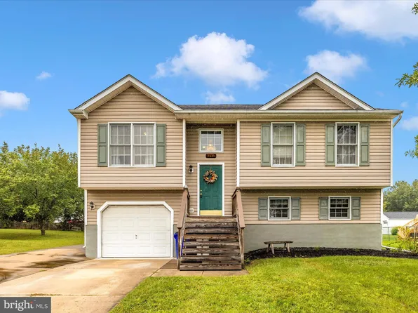 114 Ironmaster Dr, Thurmont, MD 21788