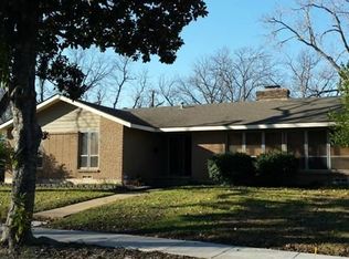 809 Ranier Cir, Garland, TX 75041