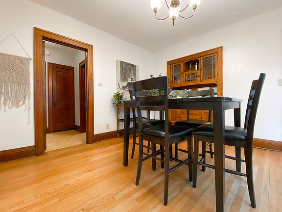 5th image of 440 Pierce St N #1