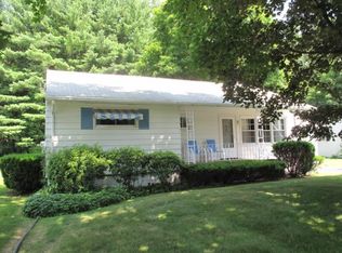 35 Prince Rd, Hyde Park, NY 12538