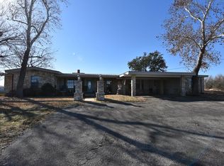 1402 W Ranch Rd #152, Llano, TX 78643