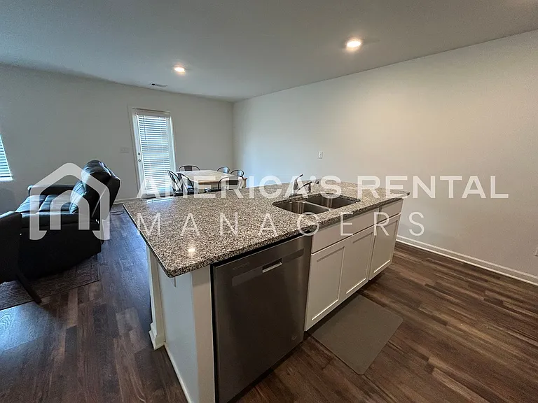 7213 Wilburton Ln — Photo 30