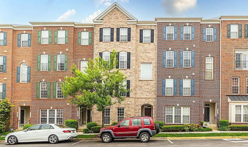 1st image of 15215 Lancashire Dr #366