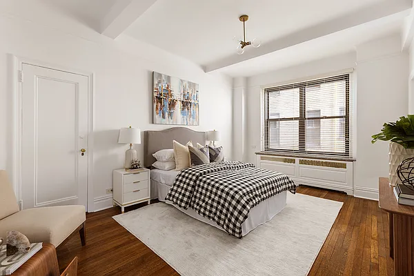 Sold by Compass | media 9